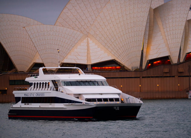 Unqiue dine-with-a-view experience on the Magistic with good food, good views and good value